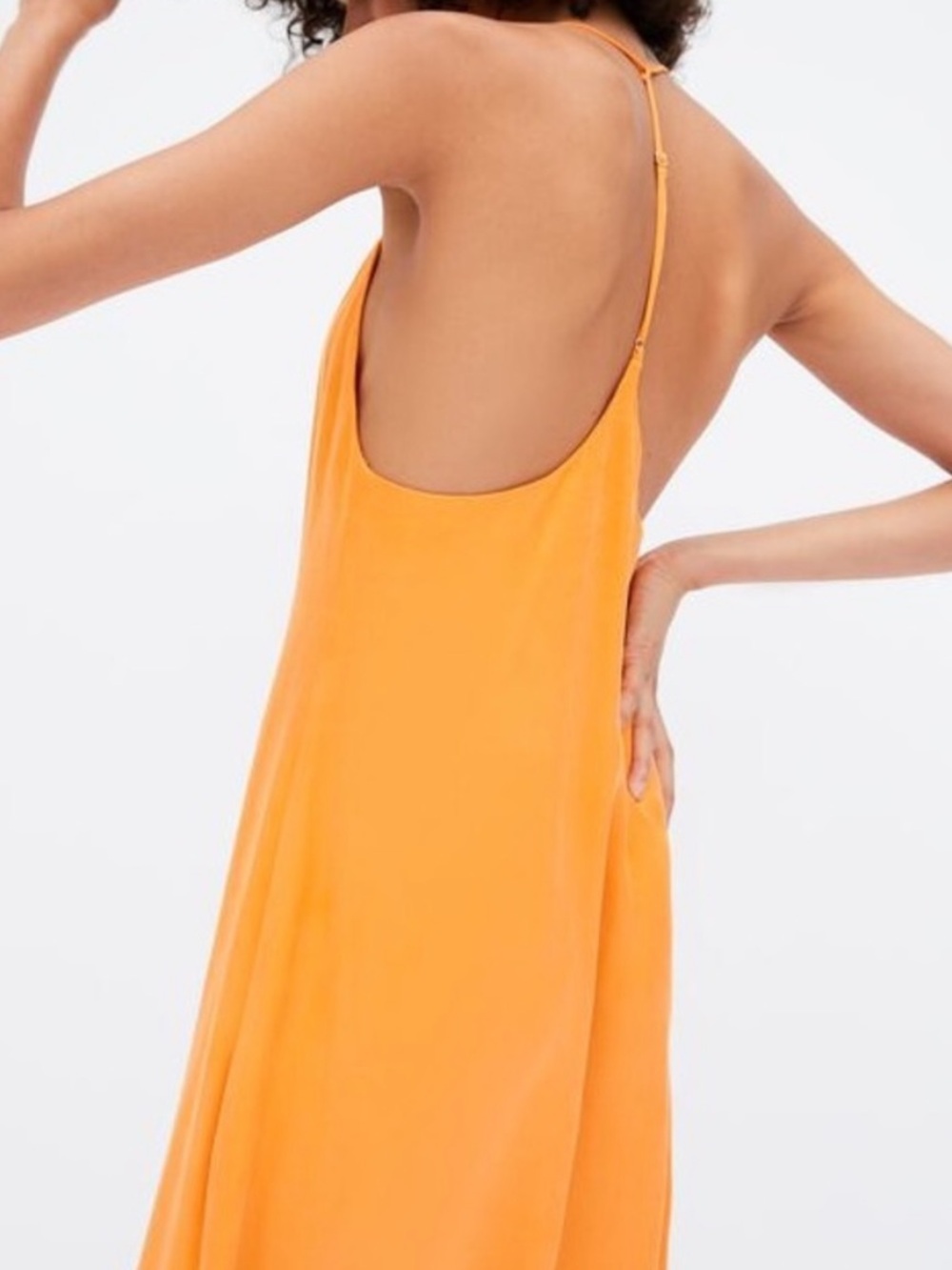 Zara Fillsense Midi T back Flowy Dress